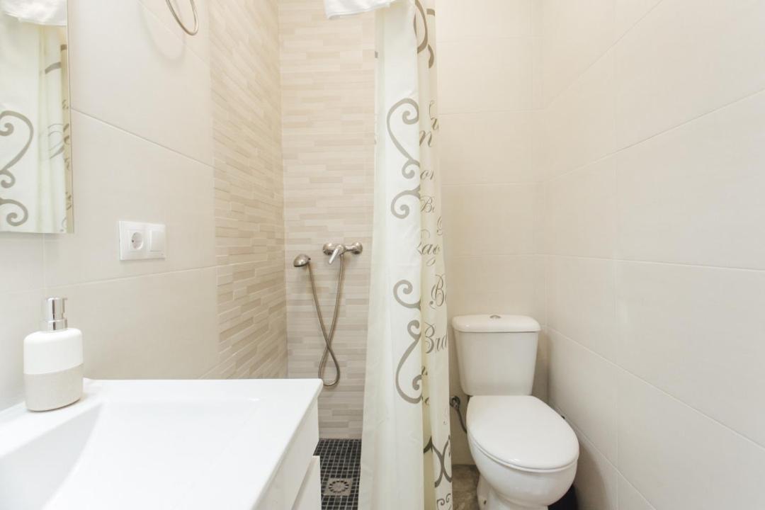 Appartement Wide And Diaphanous- 3bd 2bth- Alcazar *