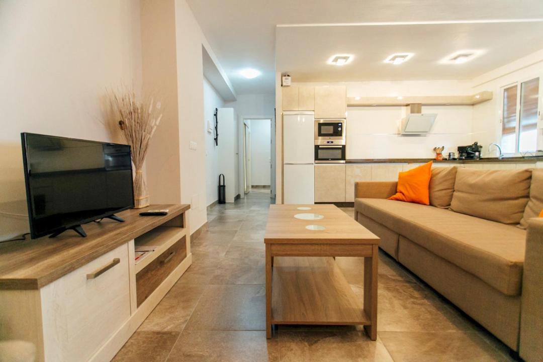 Wide And Diaphanous- 3bd 2bth- Alcazar Appartement Sevilla