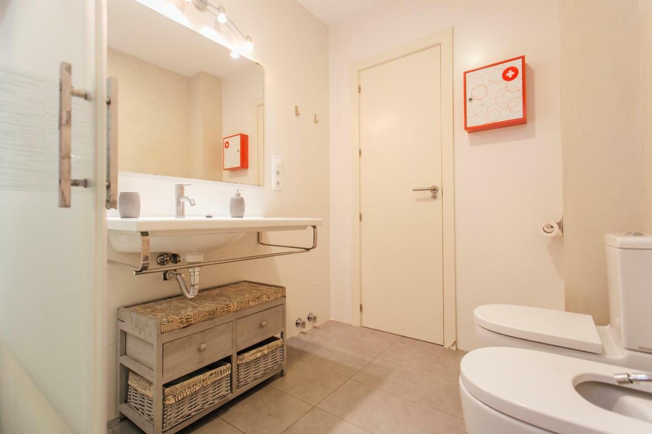 Wide And Diaphanous- 3bd 2bth- Alcazar Appartement *