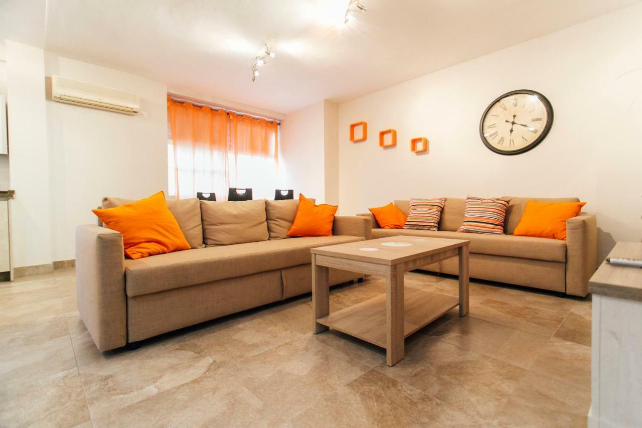 Wide And Diaphanous- 3bd 2bth- Alcazar Appartement