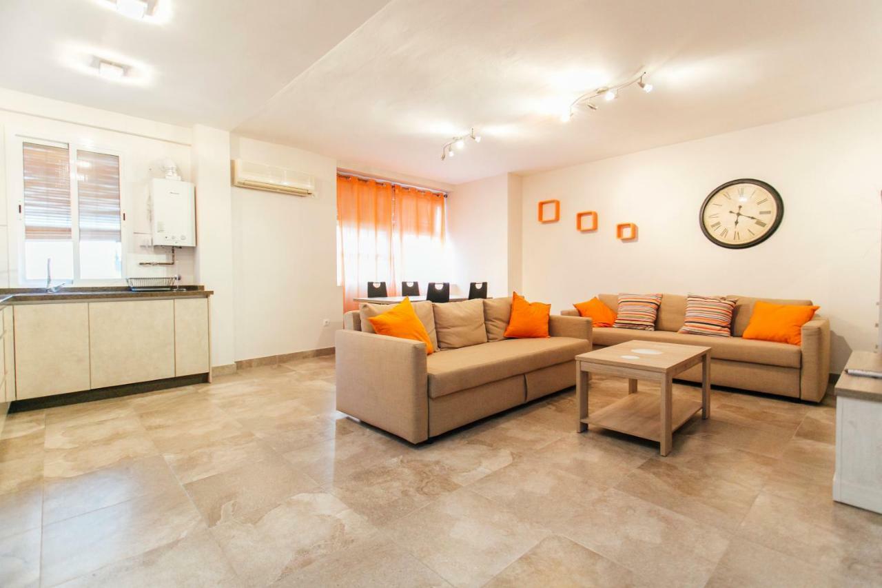 Wide And Diaphanous- 3bd 2bth- Alcazar Appartement *